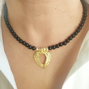 Devi Fashion Melek Kanatlı Altın Kaplama Siyah Taşlı Kalpli Choker Kolye