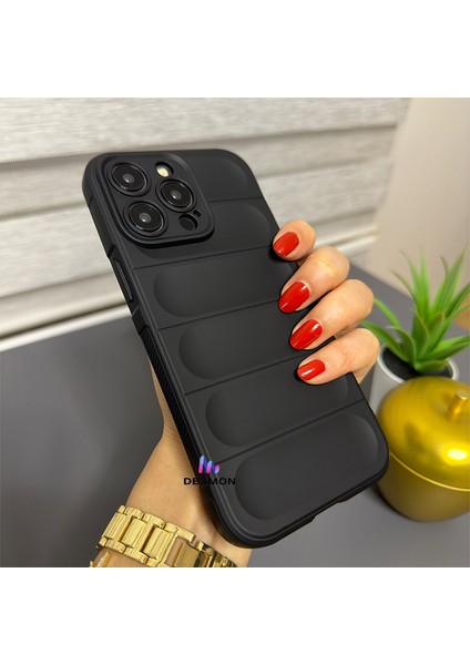 iPhone 15 Pro Max Uyumlu Kılıf Kamera Korumalı Mat Leke Yapmaz Elden Kaymaz Içi Kadife Silikon Kapak