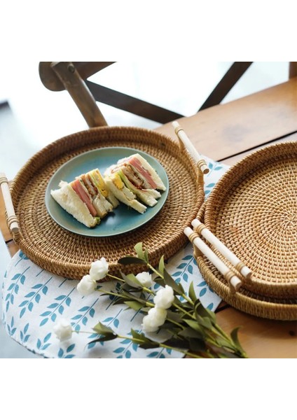 S 22CM x 6.5cm Stili Ahşap Saplı El Dokuması Rattan Depolama Tepsisi Yuvarlak Hasır Sepet Ekmek Yemek Tabağı Meyveli Kek Tabağı Akşam Yemeği Servis Tepsisi (Yurt Dışından)