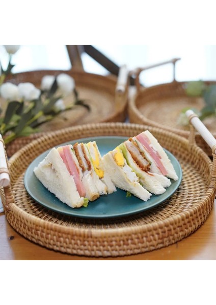 S 22CM x 6.5cm Stili Ahşap Saplı El Dokuması Rattan Depolama Tepsisi Yuvarlak Hasır Sepet Ekmek Yemek Tabağı Meyveli Kek Tabağı Akşam Yemeği Servis Tepsisi (Yurt Dışından)