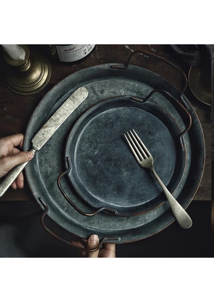 30CM Tarzı Avrupa Retro Metal Kulplu Tabak El Işi Yuvarlak Ferforje Eski Depolama Ekmek Tepsisi Ev Dekorasyonu Bahçe Restoran (Yurt Dışından)