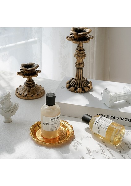 No.1 Tarzı Retro Metal Tepsi Yemek Tabakları Restoran Altın Servis Tepsisi Yuvarlak Tatlı Kek Aperatif Yemekleri Gümüş Saklama Tabağı Kore Çatal Bıçak Takımı (Yurt Dışından) fırsatları