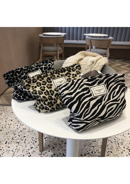 Pembe Stil Büyük Kadın Leopar Kozmetik Çantası Tuval Su Geçirmez Fermuar Makyaj Çantası Seyahat Yıkama Makyaj Organizatör Güzellik Çantası (Yurt Dışından) fiyatları