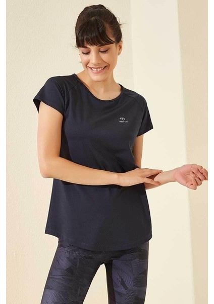 Su Yeşili Sırt Pencereli Kısa Kol Standart Kalıp O Yaka Kadın T-Shirt - 97101