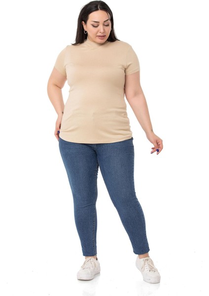 Büyük Beden Yarım Balıkçı Kısa Kollu Viskon Bej Rengi Body