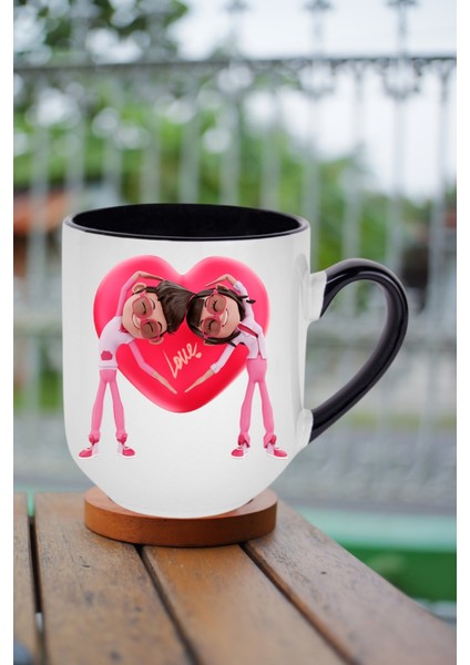 Mutlu Çiftler Love Kalp Baskılı Hediye Içi Siyah Lüx Kupa Bardak Porselen Çay Kahve Fincanı
