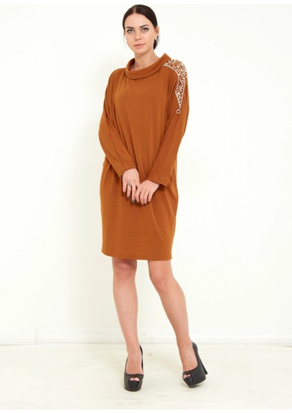 Kadın Triko Taş Işlemeli Tasarım Midi Elbise