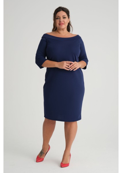 Kadın Lacivert Carmen Yaka Truvakar Kol Büyük Beden Esnek Krep Elbise fiyatları