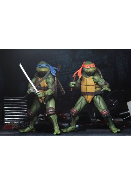 Teenage Mutant Ninja Turtles (1990 Movie) - Michelangelo Aksiyon Figürü fırsatları