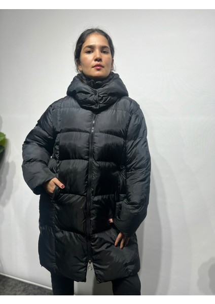 Kapşonlu Uzun Şişme Mont