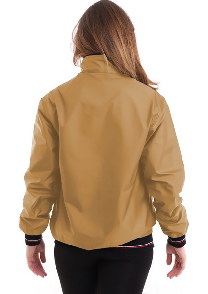 Kadın Mevsimlik Dik Yaka Astarlı Cepli Su Itici Oversize Mont indirimleri