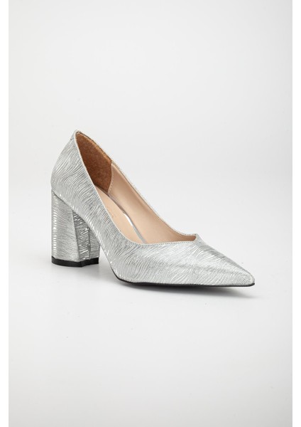 Simetrik Kesim Parlak Gümüş Kalın Topuk Stiletto fırsatları