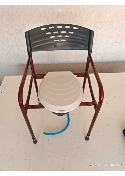 Taharet Yapılabilen Hasta Lazımlığı Klozeti Tuvaleti Banyosu Direk Wc Seyyar Sandalyesi Katlanabilir fiyatları