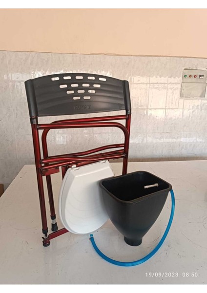 Taharet Yapılabilen Hasta Lazımlığı Klozeti Tuvaleti Banyosu Direk Wc Seyyar Sandalyesi Katlanabilir modelleri