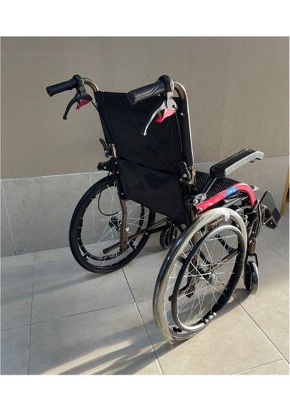 Comfort Plus GK863LAJ-20 Jet Black Transfer Alüminyum Tekerlekli Sandalye