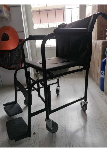 Siyah-Mavi Ev Tipi Tekerlekli Sandalye