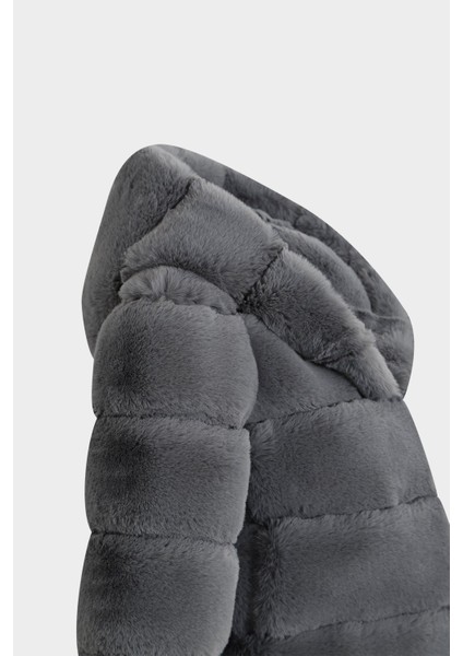 Açelyaokcu Kapüşonlu Kadın Rex Kürk Mont modelleri