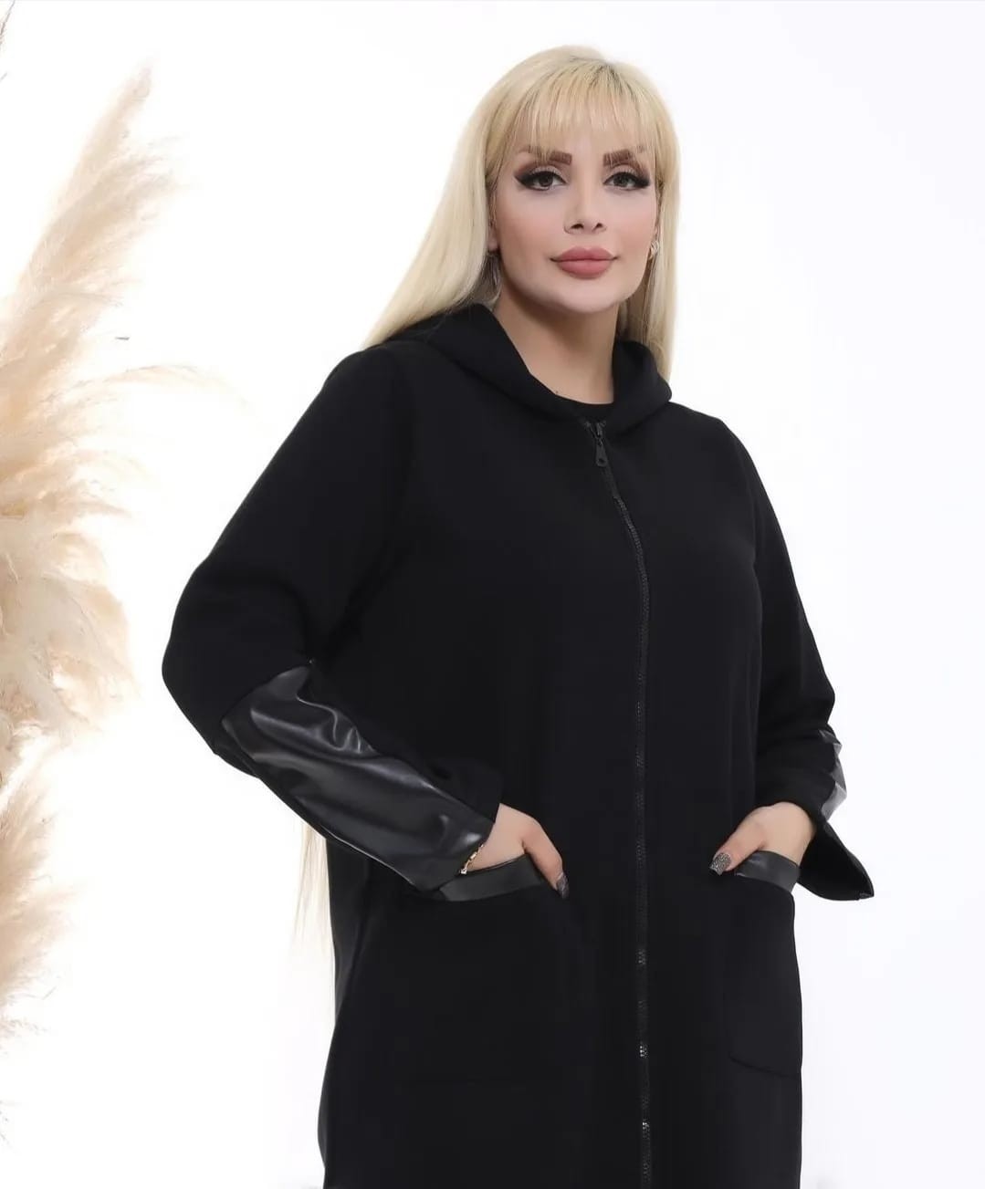 Butik Ayseba Kadın Siyah Deri Detaylı Üç Iplik Polarlı Büyük Beden Kapüşonlu Kaban görsel 2