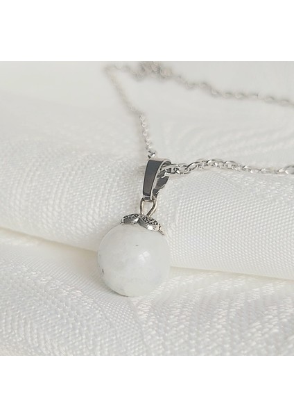 Doğal Yeşil Damarlı Ay Taşı Kolye modelleri