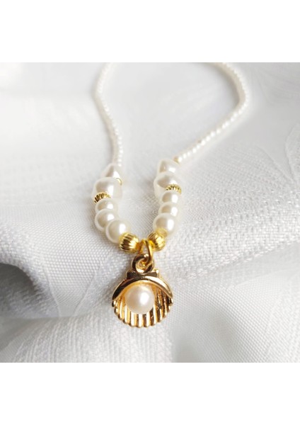 Istiridye Uçlu Tasarım Inci Kolye