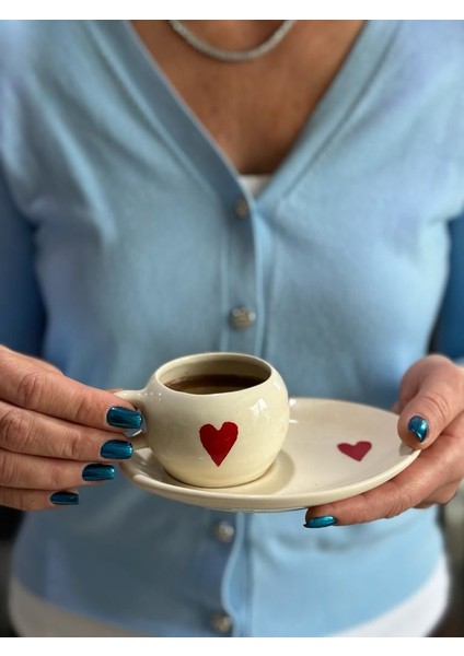 Kalpli Türk Kahvesi Fincanı Tabağı Ile