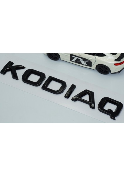 Skoda Kodiaq Siyah Abs 3m 3D Bagaj Yazı Logo modelleri