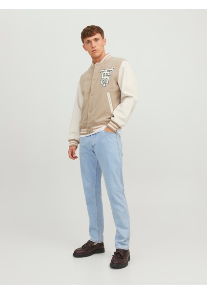 Chris 738 Loose Fit Jean