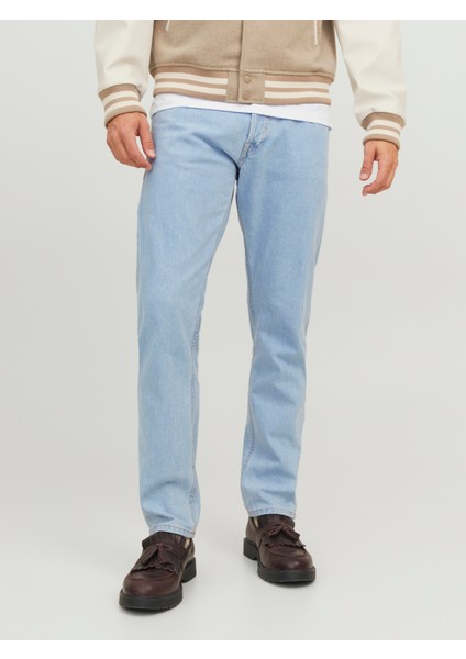 Chris 738 Loose Fit Jean