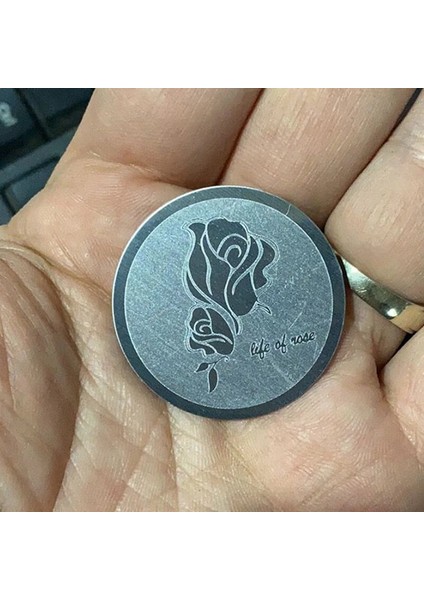 Gül Tarzı mm Lazer Desenli Metal Plaka Disk Demir Levha Mıknatıs Cep Telefonu Tutucu Için Demir Plaka Etiket Araç Telefonu Tutacağı Için (Yurt Dışından)