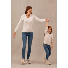 U.S. Polo Assn. Kadın Taş Melanj V Yaka Basic Kazak 50276570-VR225