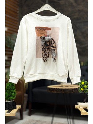 Sahnemoda Leopar Fularlı Kız Baskılı Sweat