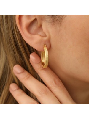 Nox Jewelry 14 Ayar Altın Kaplama Mat Yuvarlak Halka Küpe – Klasik Minimal Günlük Tasarım