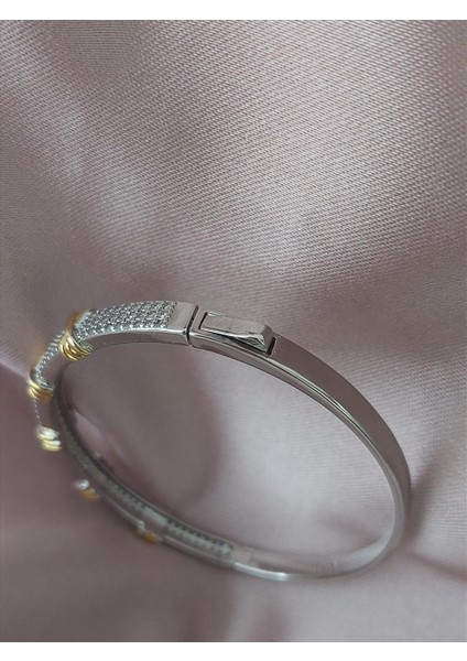 Özel Seri Marka Model x Zirkon Silver Çap: 6 cm-Çevresi: 18 cm Bileklik fırsatları
