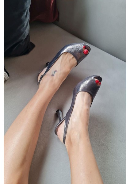 015 6099 Topukla Kadın Saten Sıvama Kadeh Topuk Abiye Ayakkabı modelleri