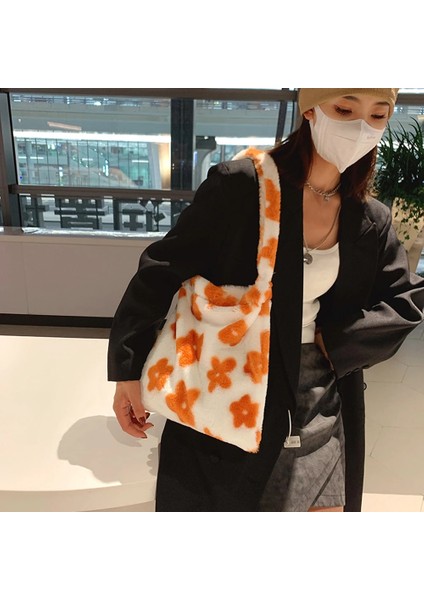 Haki D Stili 30X30X2CM Ins Women Flower Print Shoulder Bags New Winter Soft Plush Bucket Bags Female Open Pocket Crossbody Furry Fluffy Tote Bags (Yurt Dışından)