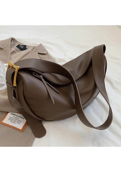 Siyah Stil W38CM H18CM THK9CM Crossbody Bags For Women Large Capacity Luxury Handbags Solid Soft Shoulder Bags Female Casual Travel Hobos Bag Vintage Sac New (Yurt Dışından) fiyatları