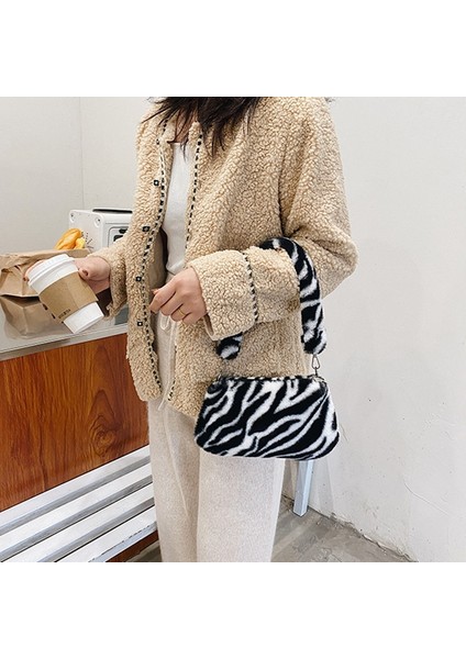 Beige Leopard Style Fashion Women's Bag Trend Baguette Bag Plush Animal Print Shopper Purses Female Autumn Handbag Shoulder Underarm Bag (Yurt Dışından)