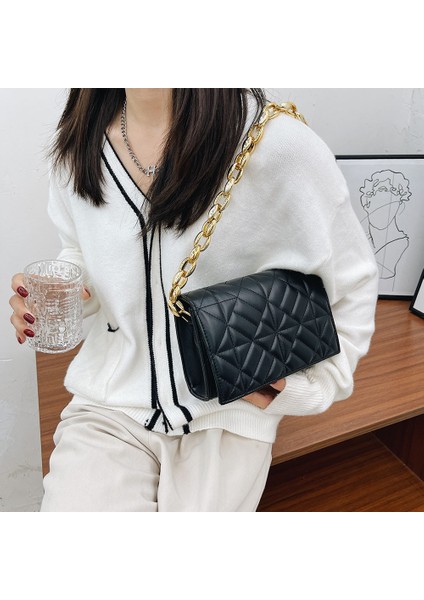 Siyah B Stili 22X14X6CM 2021 Lüks Kadın Omuz Çantaları Metal Kalın Zincir Kapitone Tasarımcı Çantalar ve Çanta Kadın El Çantaları Bayan El Çantası (Yurt Dışından) fırsatları