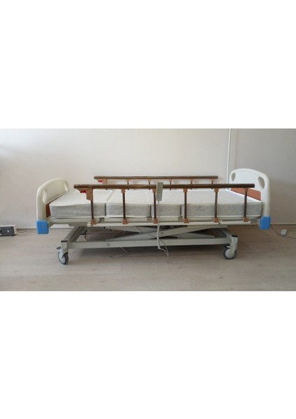 3 Motorlu Abs Tabanca ve Asansörlü Hasta Karyolası + 4 Parçalı Yatak fiyatları