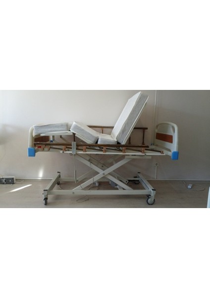 3 Motorlu Abs Tabanca ve Asansörlü Hasta Karyolası + 4 Parçalı Yatak indirimleri