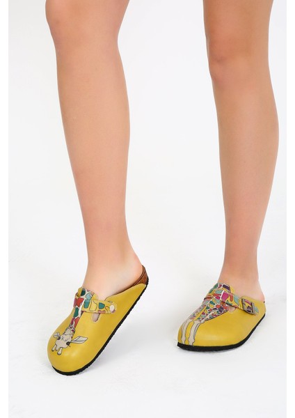 G251 Zürafa Desen Baskılı Burnu Kapalı Hardal Sarısı Sabo Kadın Terlik indirimleri