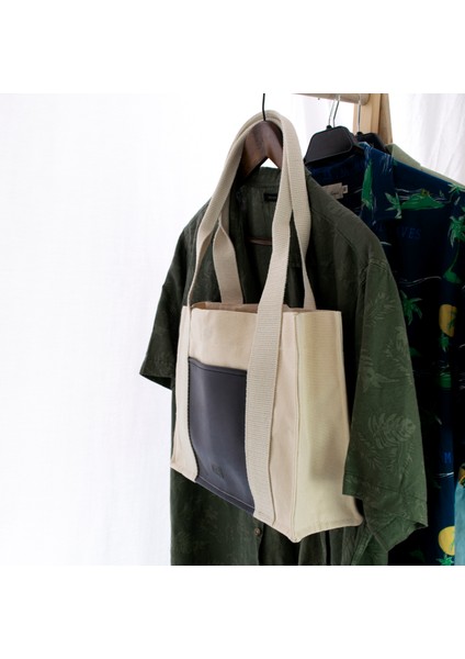 Deri Cepli Kanvas Tote Bag, Orta Boy Krem-Lacivert Kadın Kol ve Omuz Çantası, 35X25 Cm, Iç Cepli modelleri