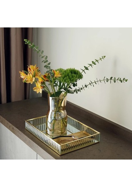 Siyah Küçük Stil Dikdörtgen Sweetgo Cam Ayna Tepsisi Goldsliverblack Metal Kenar Kırmızı Şarap Tabağı Dekorasyon Depolama Tepsileri Kek Araçları Ev Dekorasyonu (Yurt Dışından) modelleri