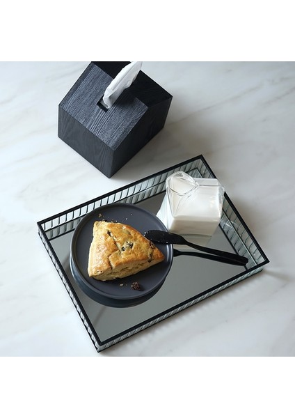 Siyah Küçük Stil Dikdörtgen Sweetgo Cam Ayna Tepsisi Goldsliverblack Metal Kenar Kırmızı Şarap Tabağı Dekorasyon Depolama Tepsileri Kek Araçları Ev Dekorasyonu (Yurt Dışından) indirimleri