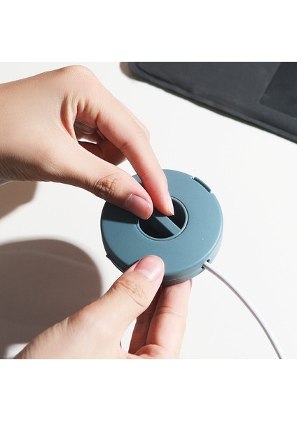 Mavi Stil Dönebilen Yuvarlak Kulaklık Sarıcı Cep Telefonu Veri Kablosu Şarj Cihazı Tel Saklama Kutusu Otomatik USB Kablosu Ayarlanabilir Kablo Tutucu (Yurt Dışından)
