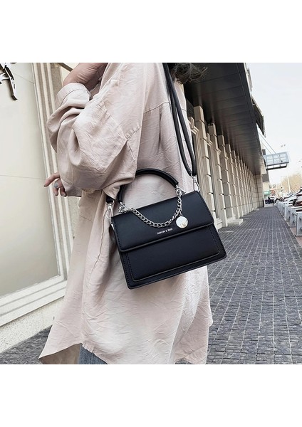 Pembe Tarzı Kadın Çanta Yeni Lüks Pu Deri Zincirler Bayan Omuz Çantaları Trendy Alışveriş Çantası Cüzdan Kadın Crossbody Çanta Siyah Beyaz (Yurt Dışından)