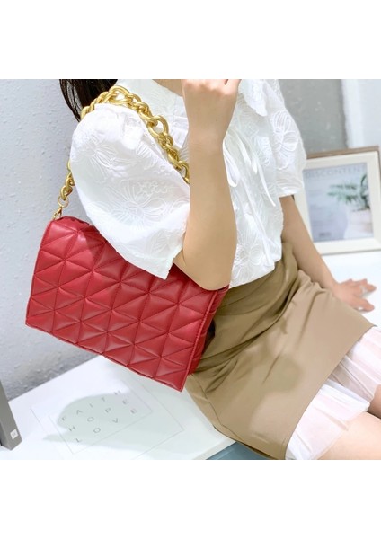 161 Pembe Stil Metal Zincir Vintage Zincir Kadın Çantası Yumuşak Deri Ed Omuz Çantaları Yeni Moda Tasarım Postacı Çantaları Yumuşak Flap Kadın Çanta Etiket Yok (Yurt Dışından) fırsatları