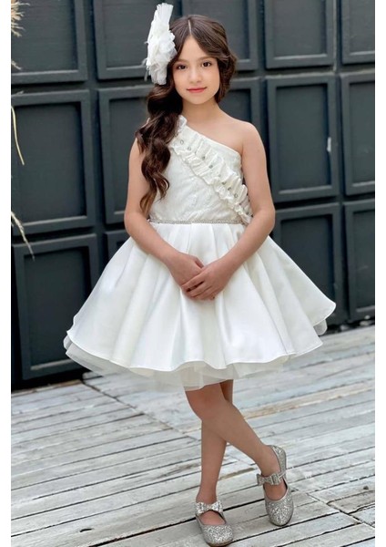 Kız Çocuk Tek Omuz Taş Detaylı Eteği Kabarık Beyaz Abiye