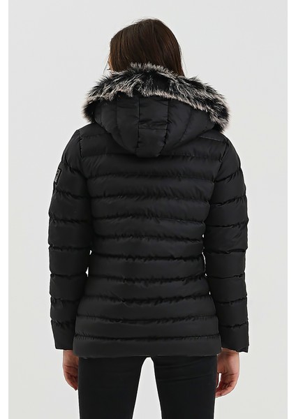 Kadın Siyah Kısa Mont Kaban Parke indirimleri