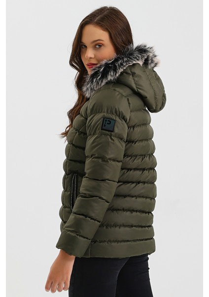 Kadın Haki Yeşili Kısa Mont modelleri